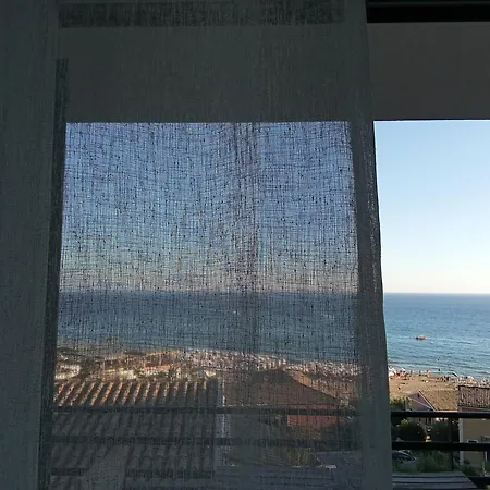 Mara House * גליפאדה