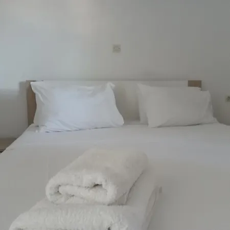 Mara House דירה גליפאדה